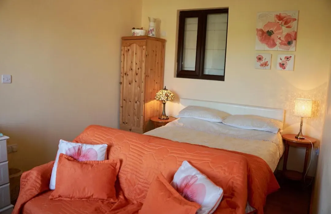 Ravencar Farm B&B-1